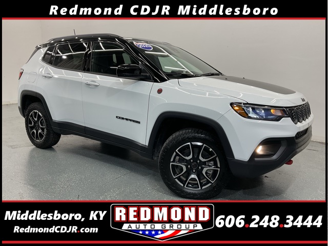 2026 Jeep Compass Trailhawk's photo