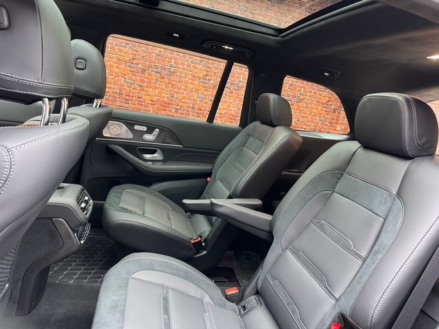 2025 Mercedes Benz GLS 63 AMG 4MATIC photo 22