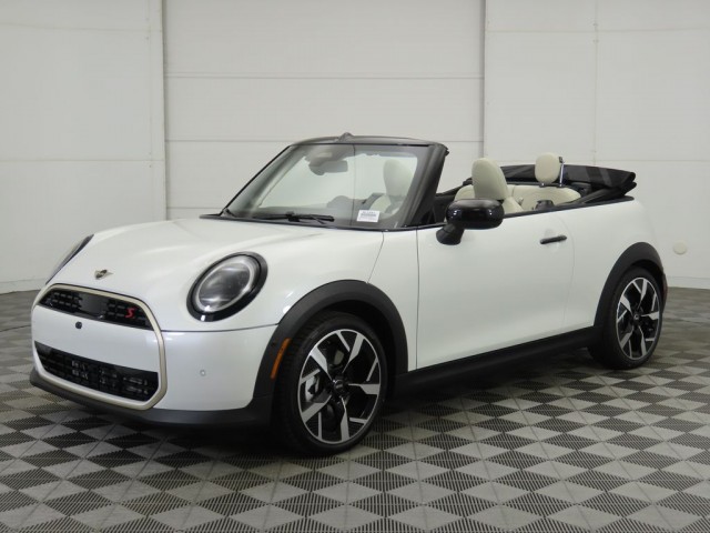 2026 MINI Convertible S's photo