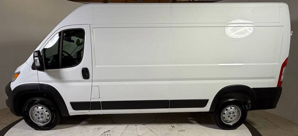 2023 Ram ProMaster 2500 photo 4