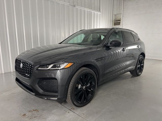 2025 Jaguar F-PACE P250