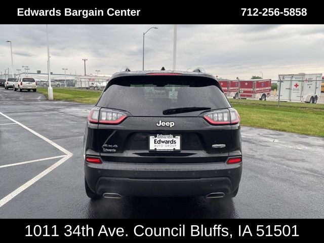 2021 Jeep Cherokee Latitude Lux photo 3