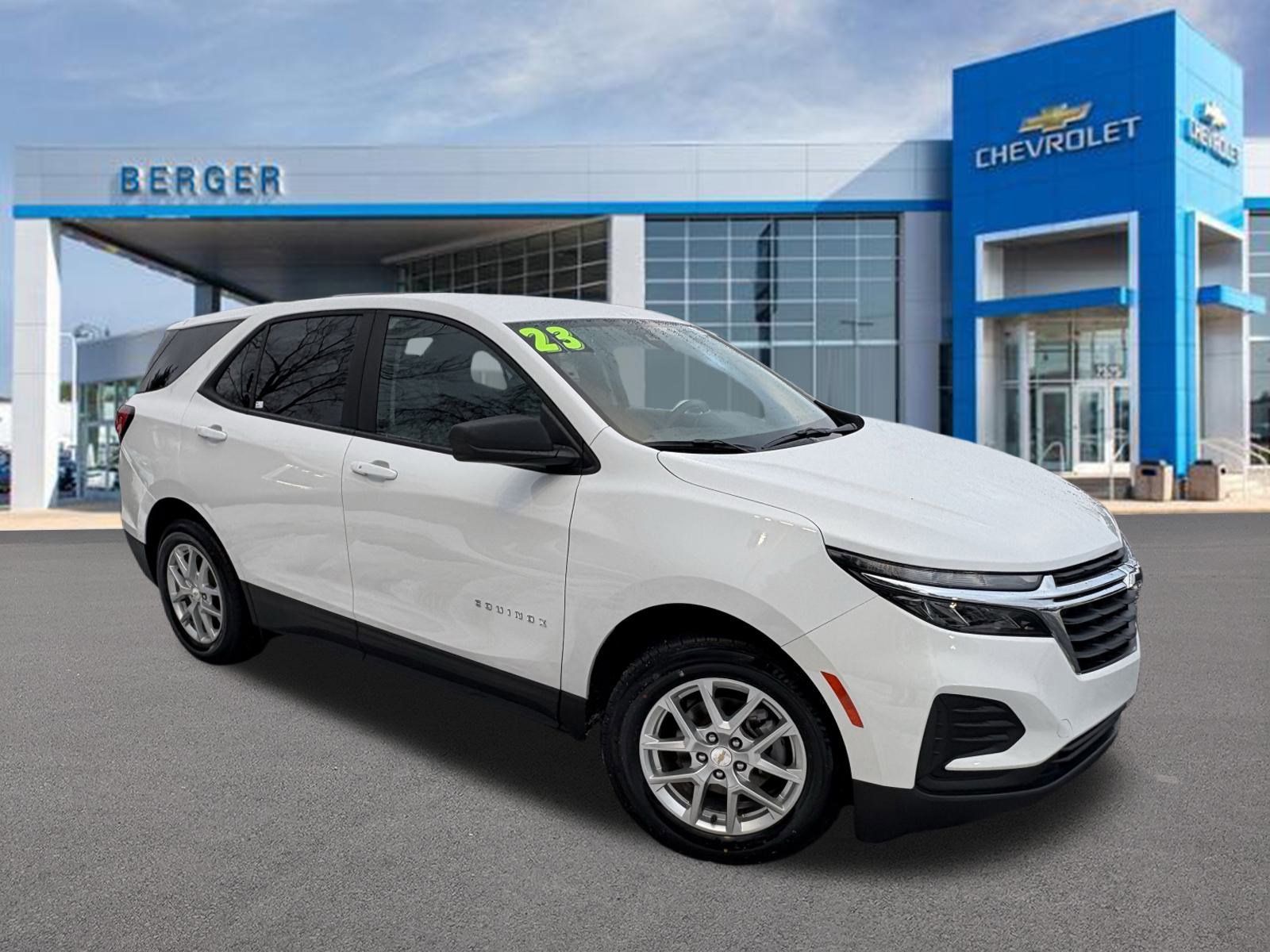 2023 Chevrolet Equinox LS