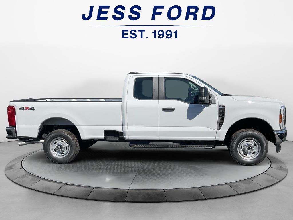 2025 Ford F-250 XL photo 5