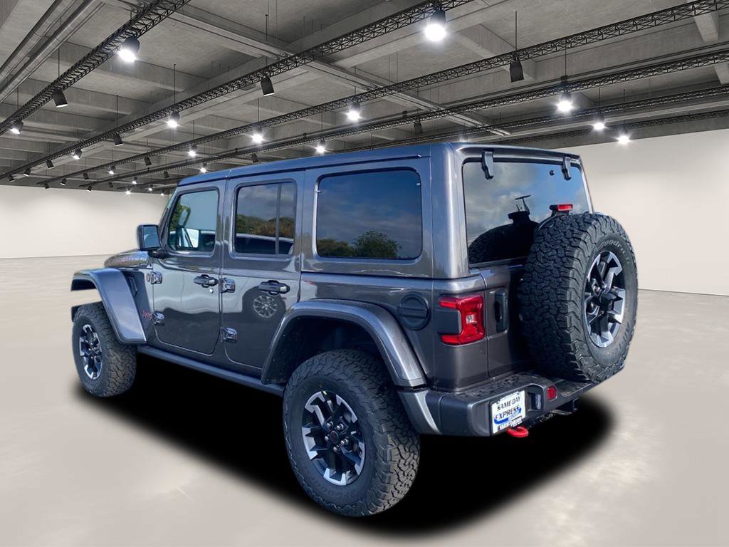 2025 Jeep Wrangler Rubicon photo 3