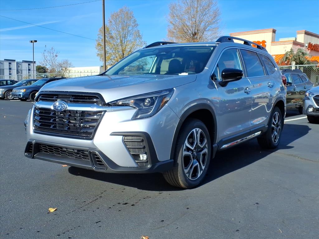 2026 Subaru Ascent Limited photo 3