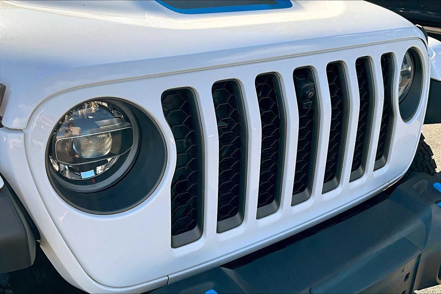 2022 Jeep Wrangler 4xe Unlimited Rubicon photo 28