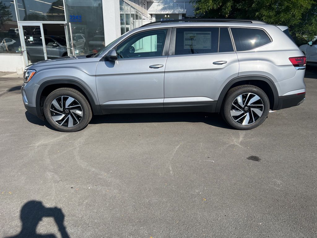 2026 Volkswagen Atlas SE Technology photo 15