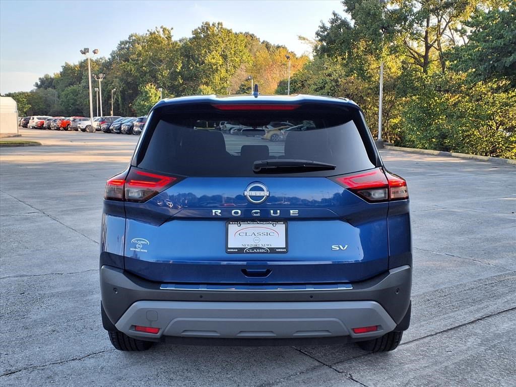 2023 Nissan Rogue SV photo 4