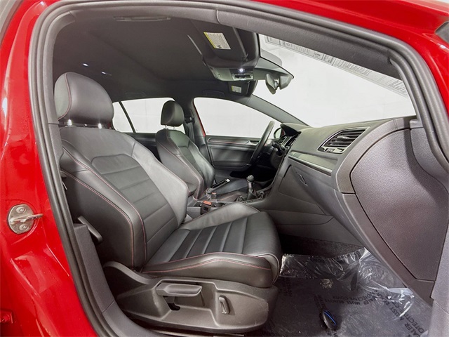 2020 Volkswagen Golf GTI SE Autobahn photo 29