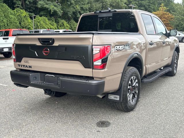 2023 Nissan Titan PRO-4X photo 3
