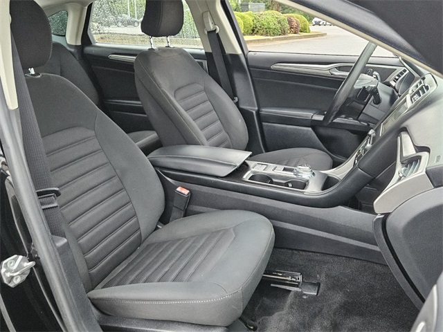 2018 Ford Fusion SE photo 14