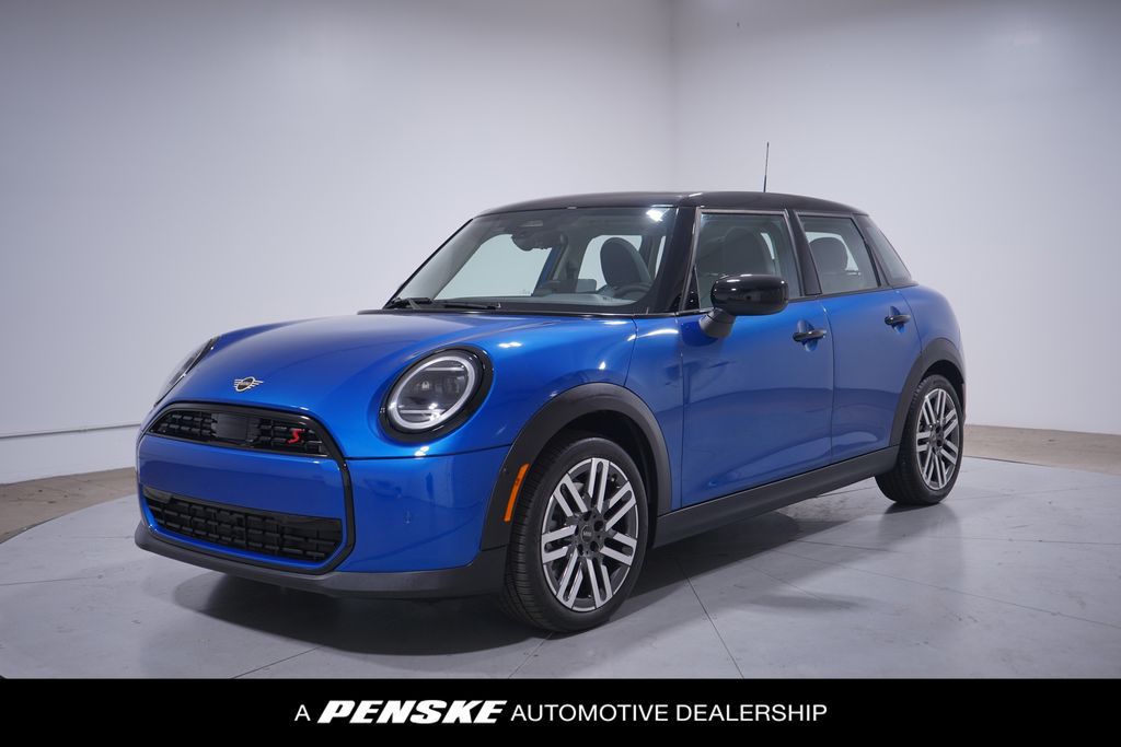 2025 MINI Hardtop 4 Door