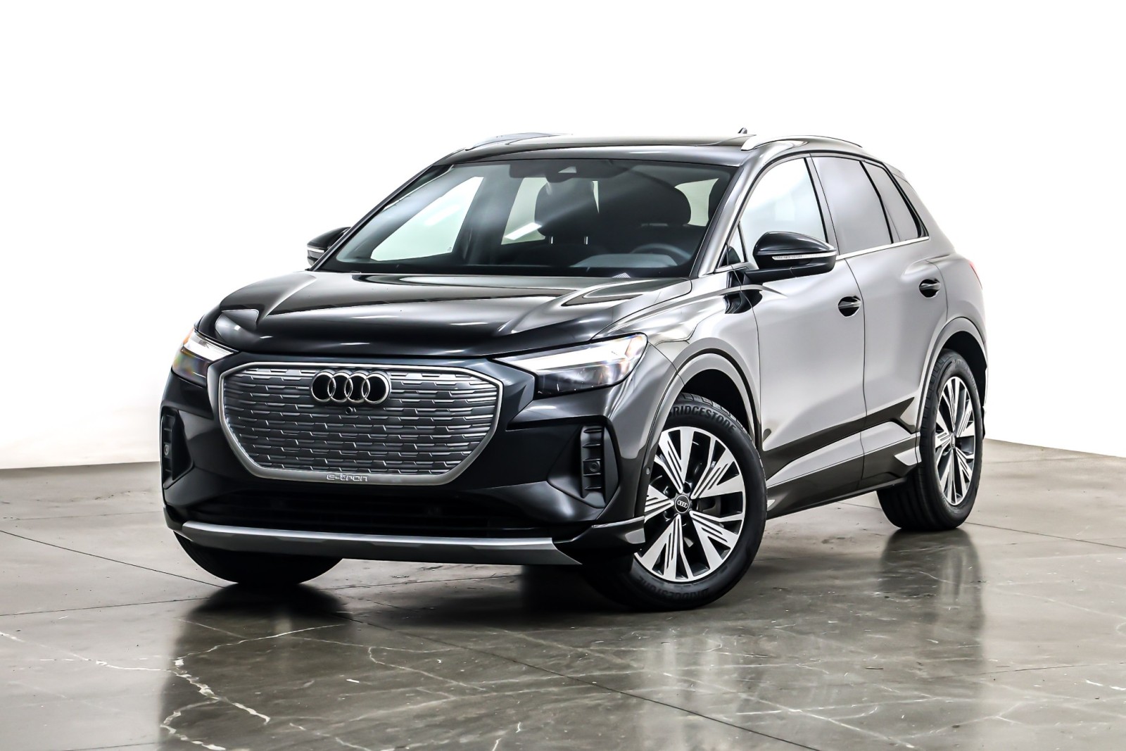 2023 Audi Q4 e-tron Premium Plus's photo
