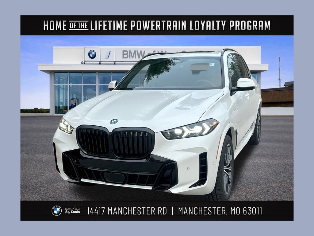 2026 BMW X5 50e's photo