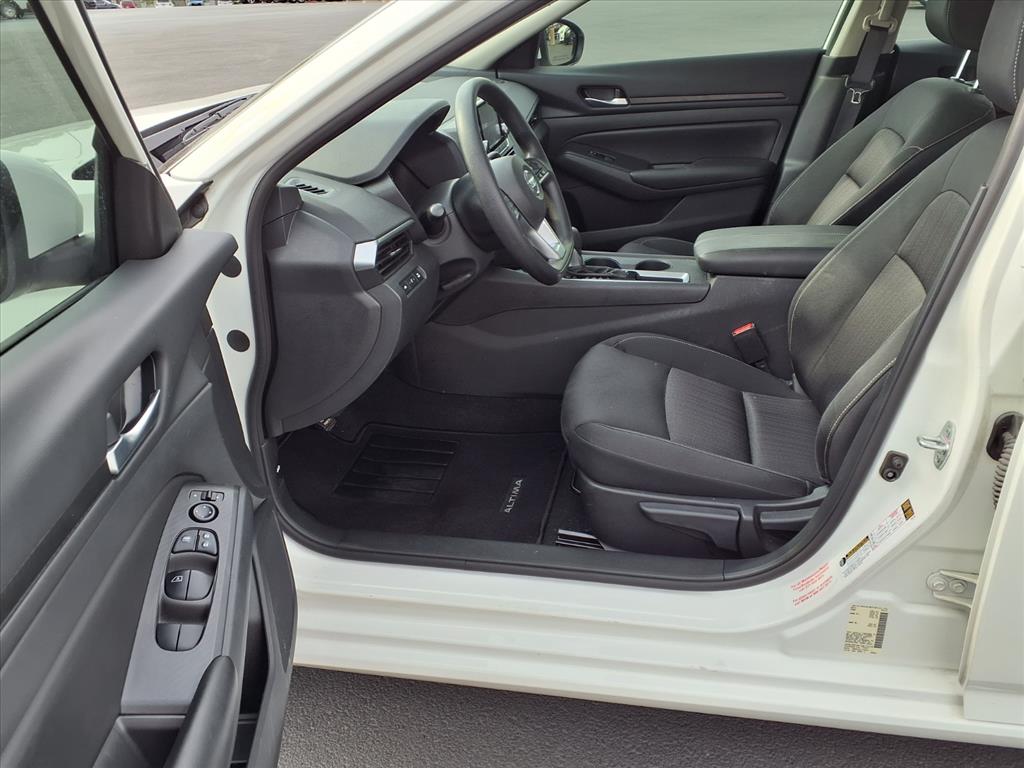 2022 Nissan Altima 2.5 S photo 17