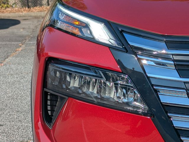 2026 Nissan Rogue SV photo 10