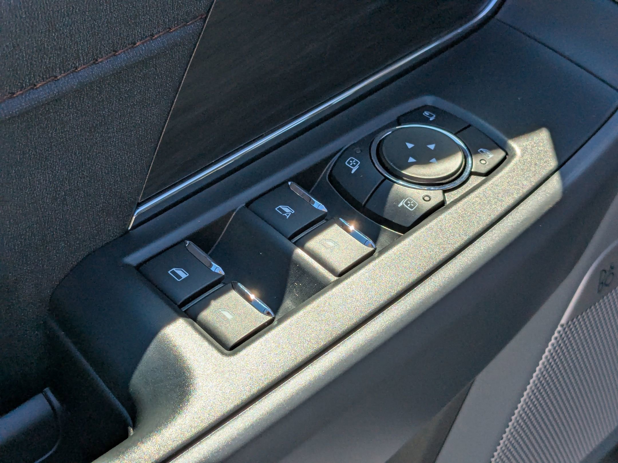 2025 Ford F-150 Lariat photo 13