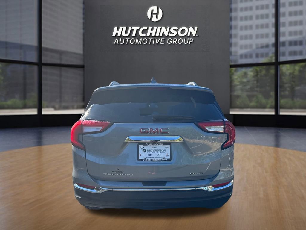 2024 Gmc Terrain SLT photo 3