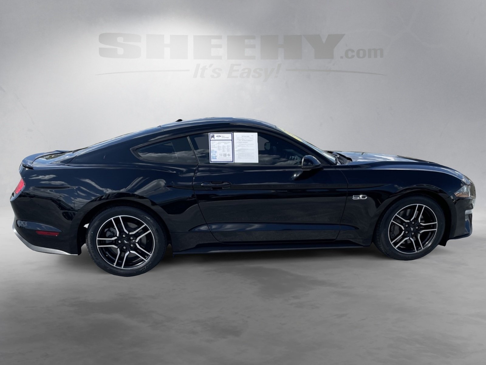 2019 Ford Mustang GT Premium photo 2