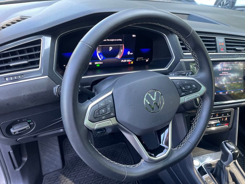 2022 Volkswagen Tiguan SE photo 9