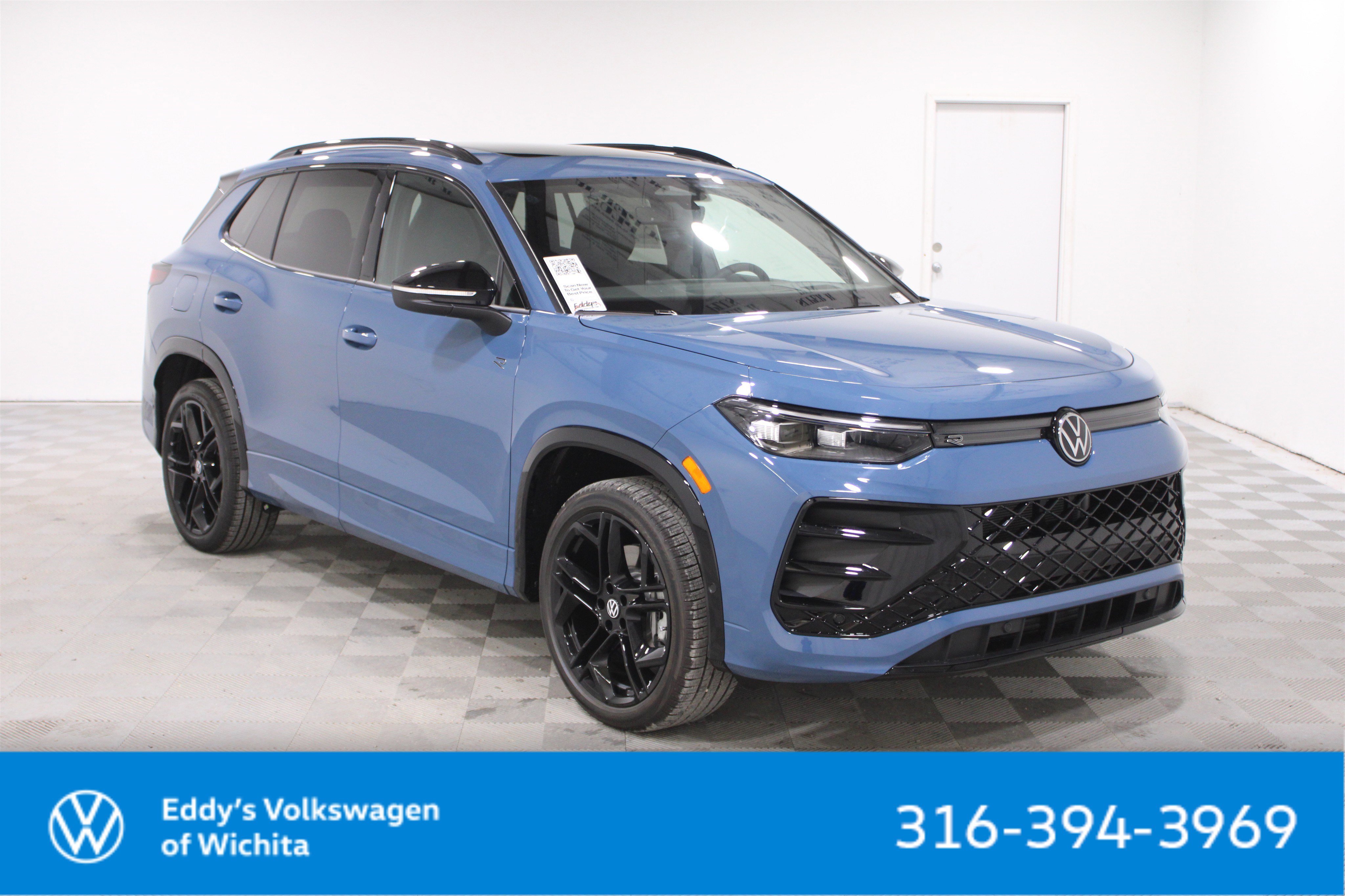 2026 Volkswagen Tiguan Comfortline R-Line Black