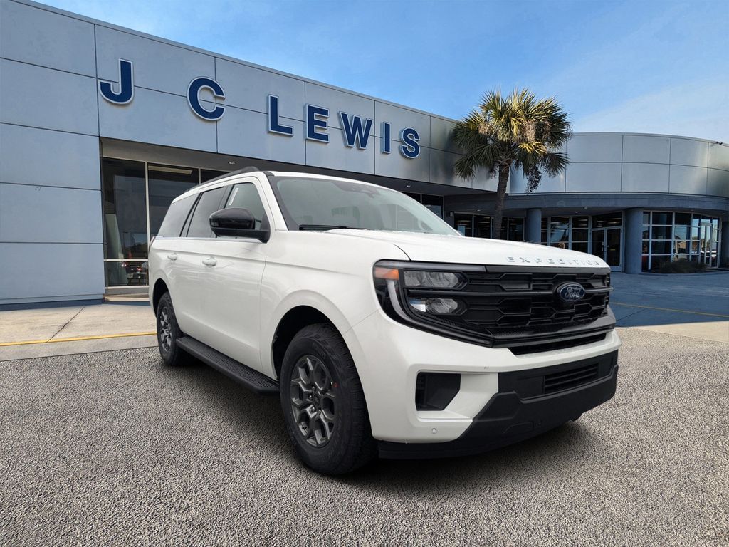 2025 Ford Expedition Active's photo