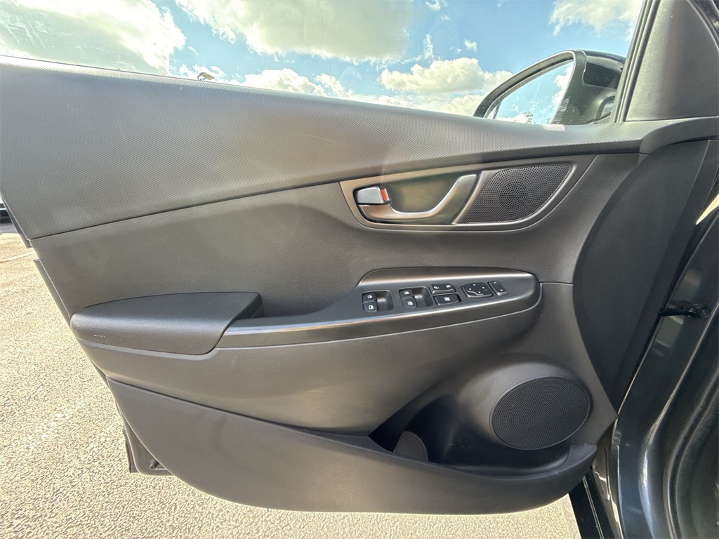 2023 Hyundai Kona N Line photo 13