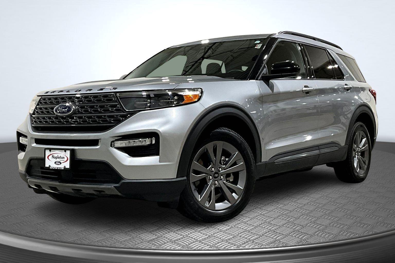 2023 Ford Explorer XLT's photo