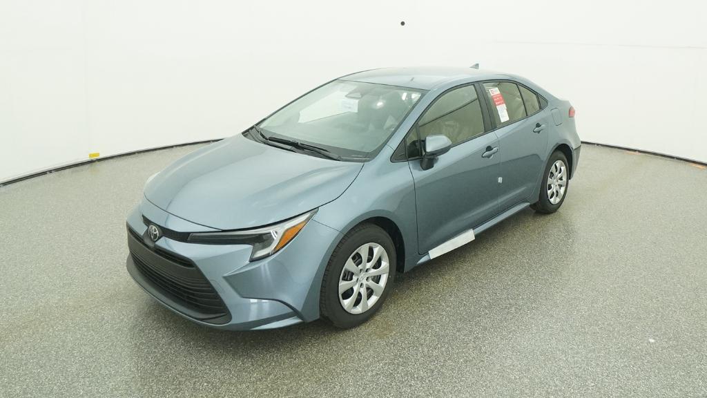 2026 Toyota Corolla LE's photo