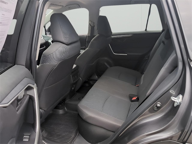 2024 Toyota RAV4 Hybrid LE photo 31