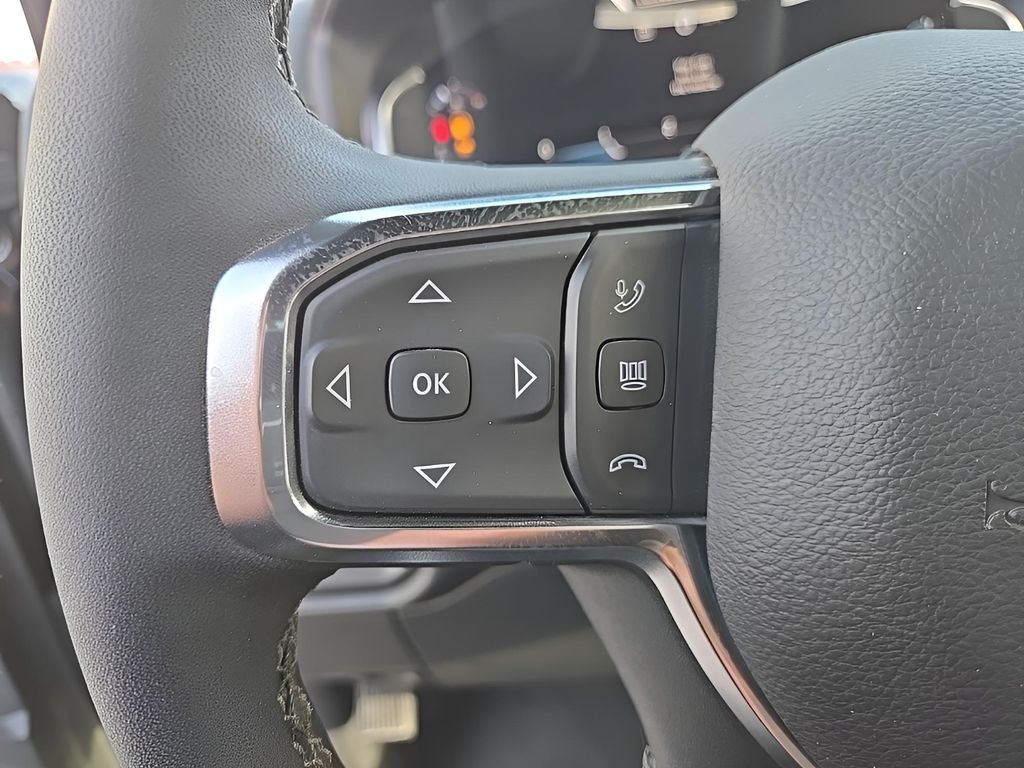 2025 Ram 2500 Laramie photo 17