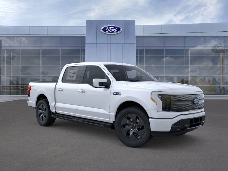 2025 Ford F-150 Lightning Lariat photo 7