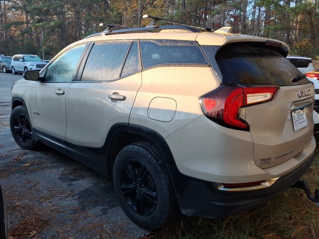 2022 Gmc Terrain AT4 photo 2