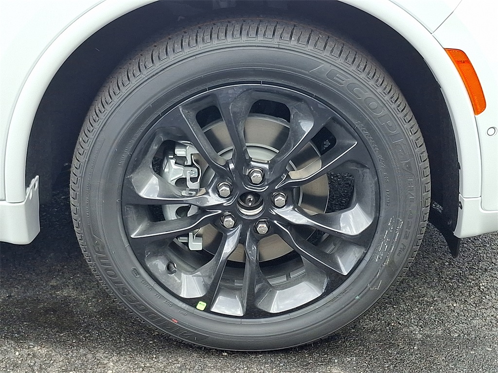 2025 Dodge Durango R/T Plus photo 6