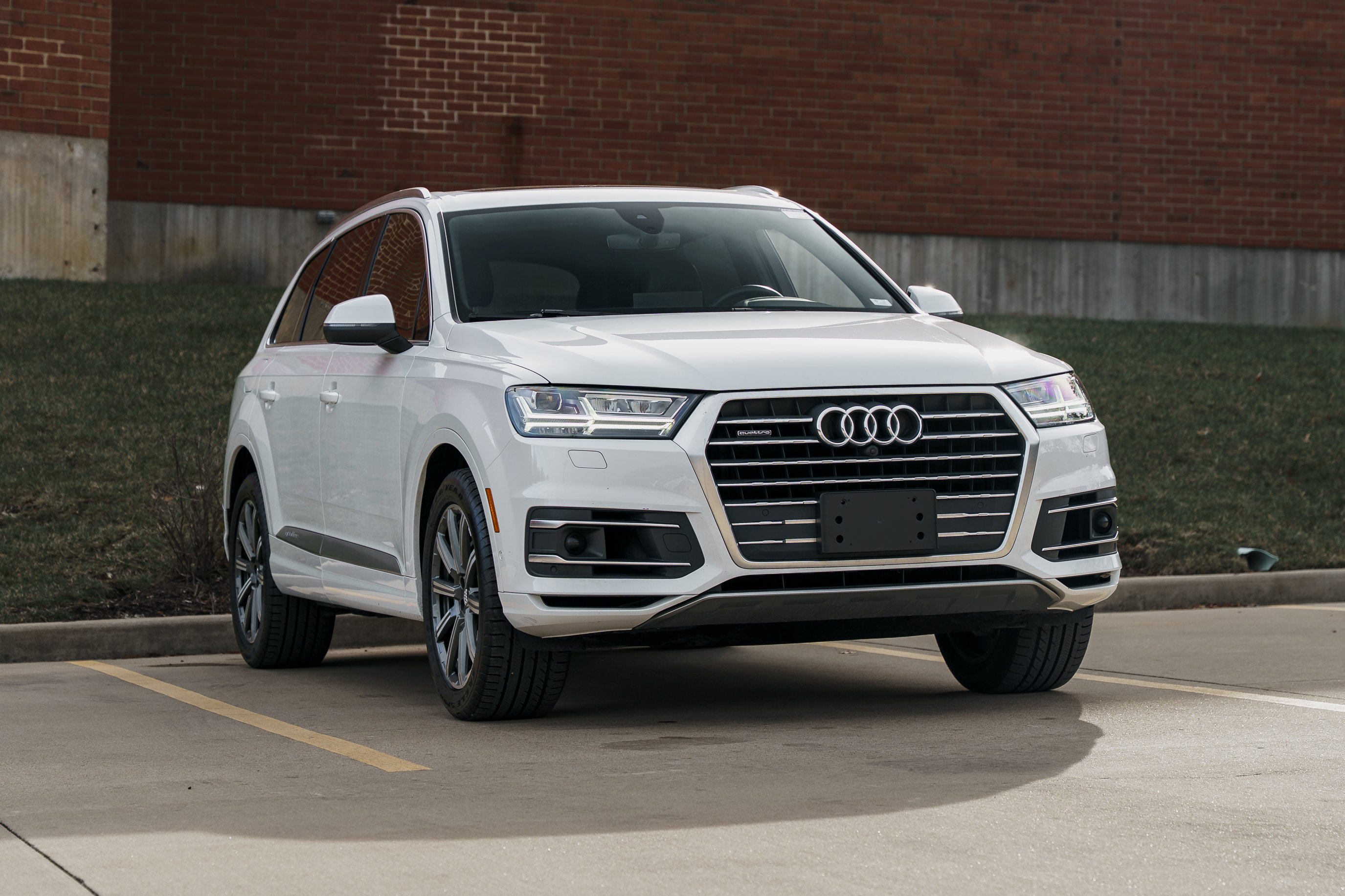 2019 Audi Q7 Premium Plus's photo