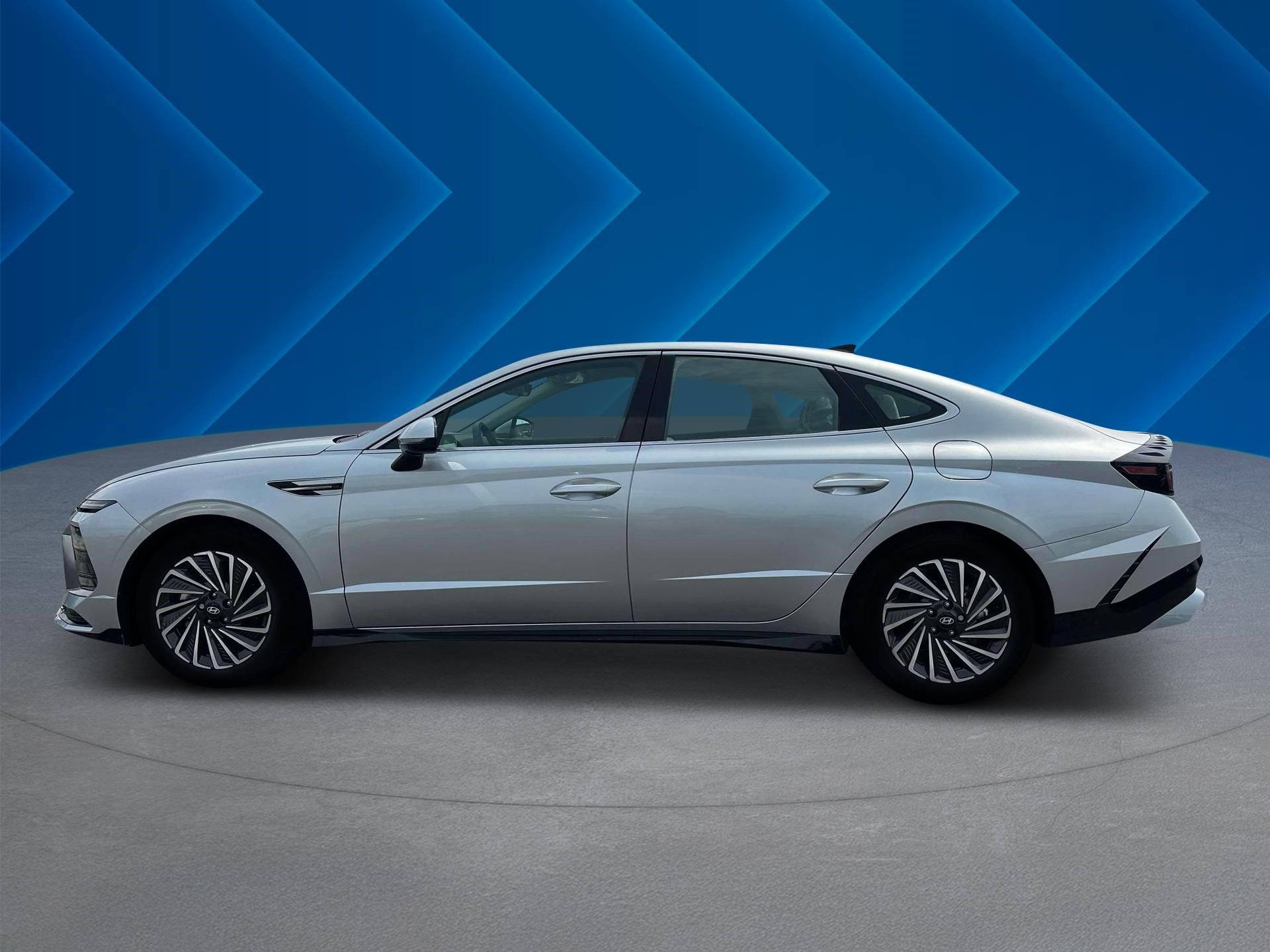 2025 Hyundai Sonata Hybrid Limited photo 3