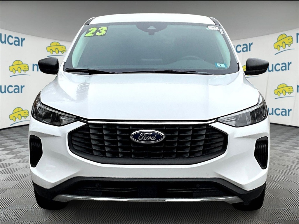2023 Ford Escape Active photo 2
