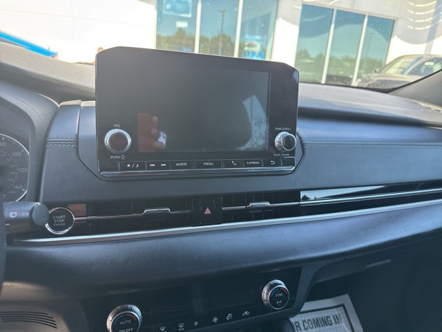 2022 Mitsubishi Outlander Black Edition photo 8
