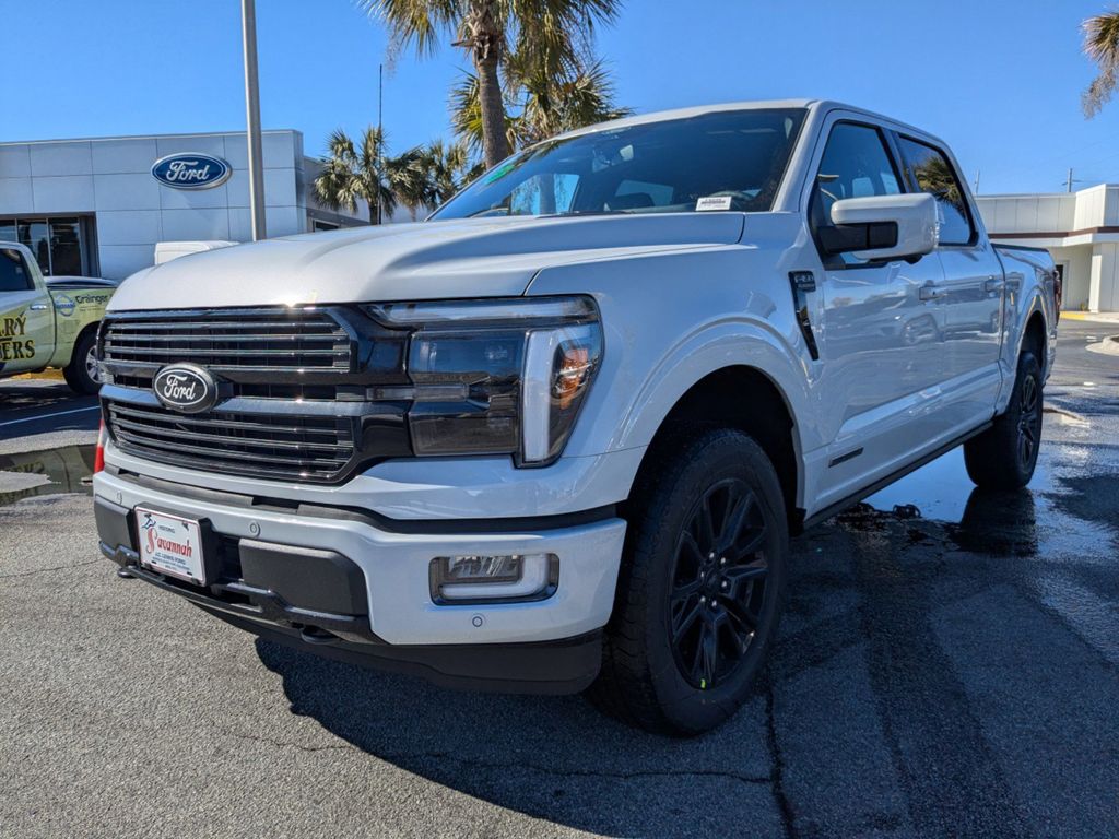 2025 Ford F-150 Platinum photo 7