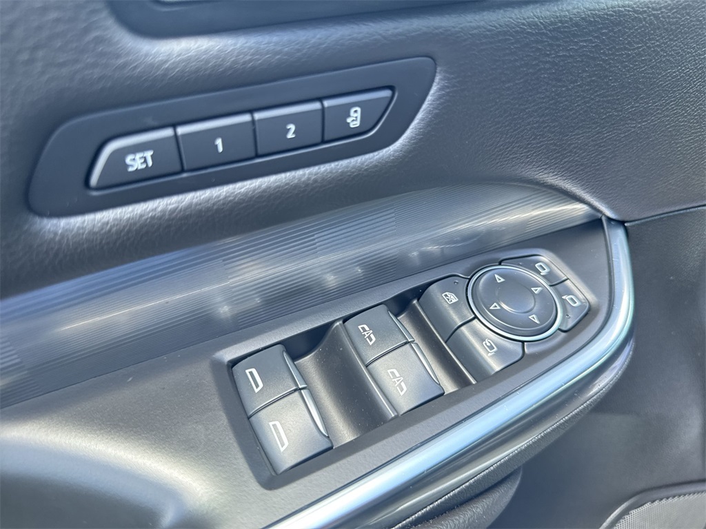 2024 Cadillac XT4 Premium Luxury photo 19