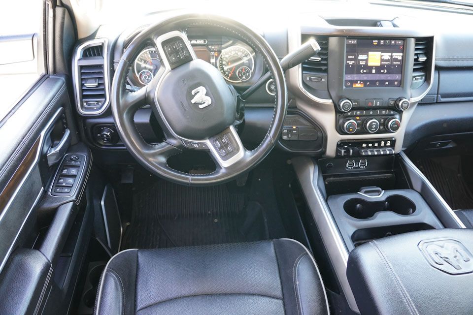 2022 Ram 3500 Laramie photo 20
