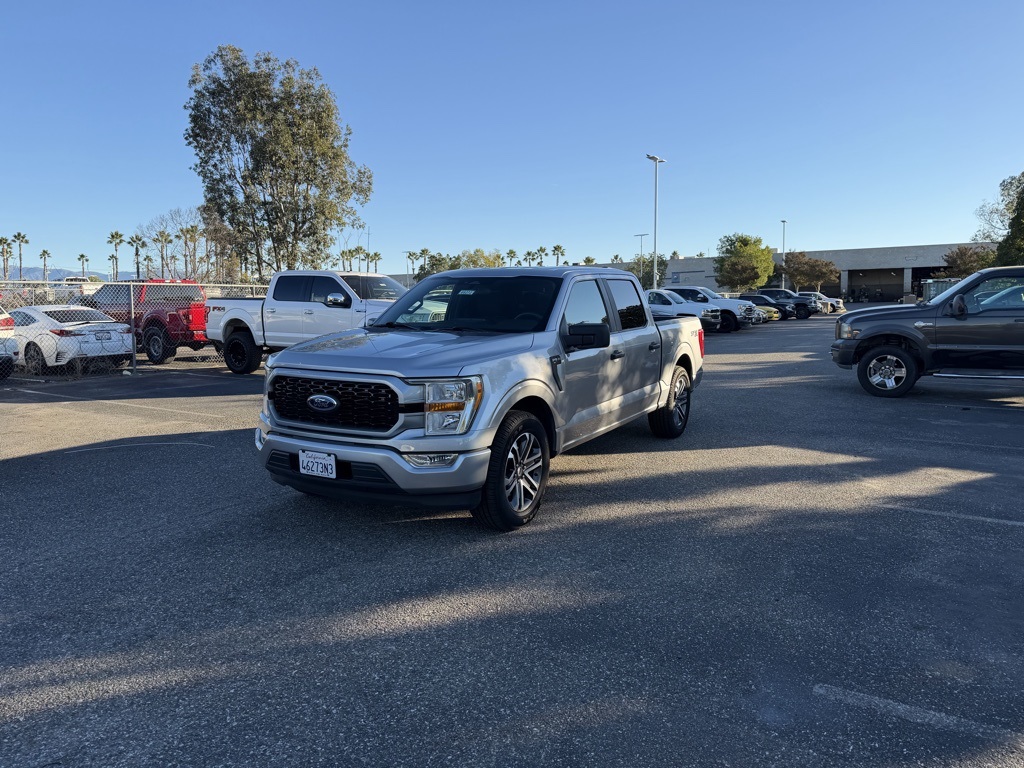 2021 Ford F-150 XL's photo