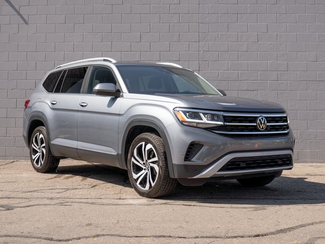 2023 Volkswagen Atlas SEL photo 9