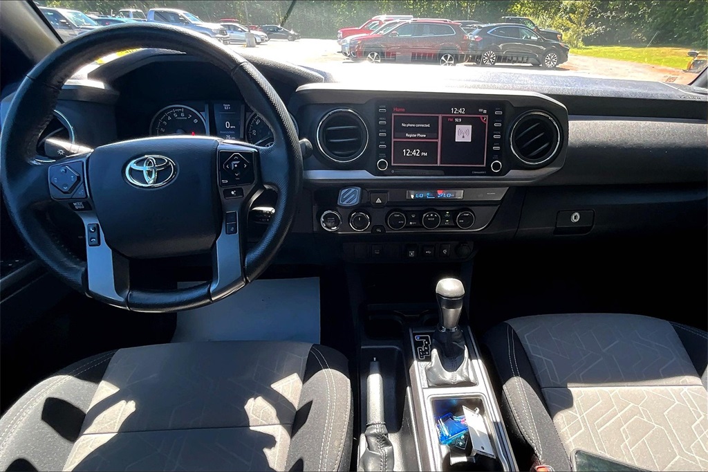 2023 Toyota Tacoma TRD Off-Road photo 21