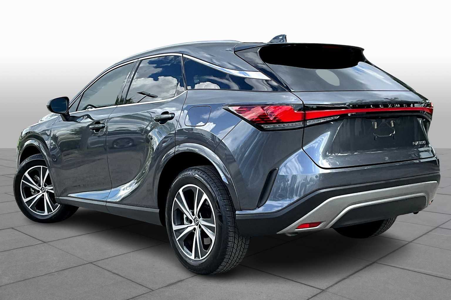 2024 Lexus RX Premium photo 11