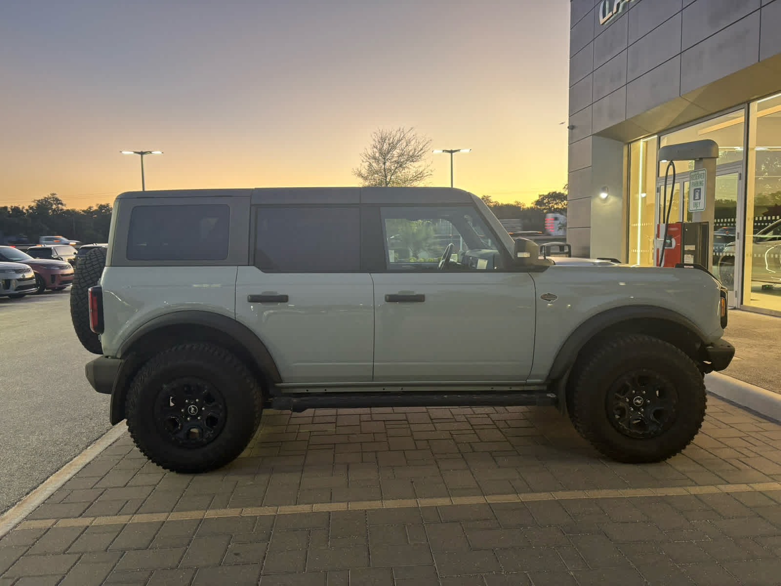 2024 Ford Bronco Wildtrak photo 4
