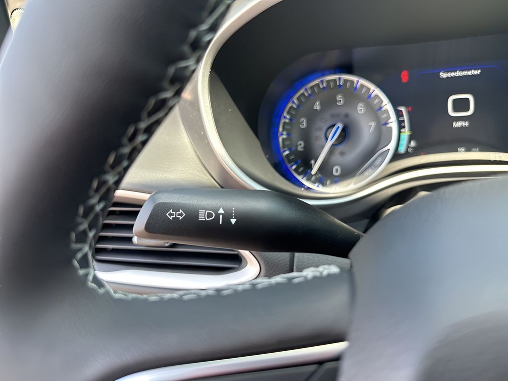 2026 Chrysler Voyager LX photo 30
