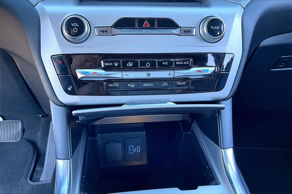 2022 FORD EXPLORER - Image 34