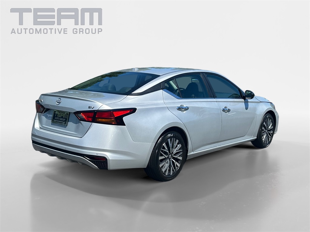 2024 Nissan Altima 2.5 SV photo 7